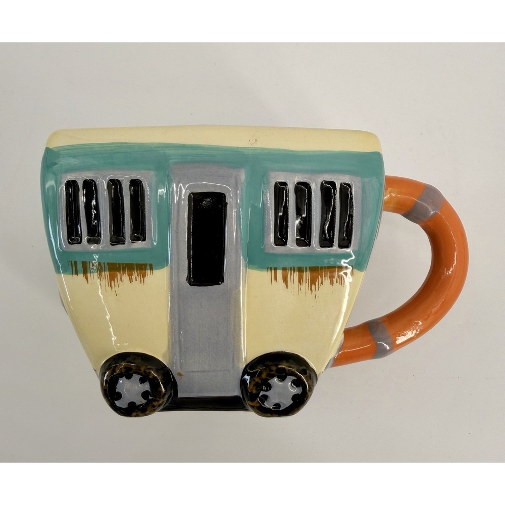 National Lampoon's Christmas Vacation Cousin Eddie's RV Ceramic Mug 22 oz